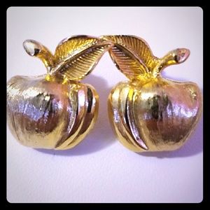 Golden Apple Peirced Earrings